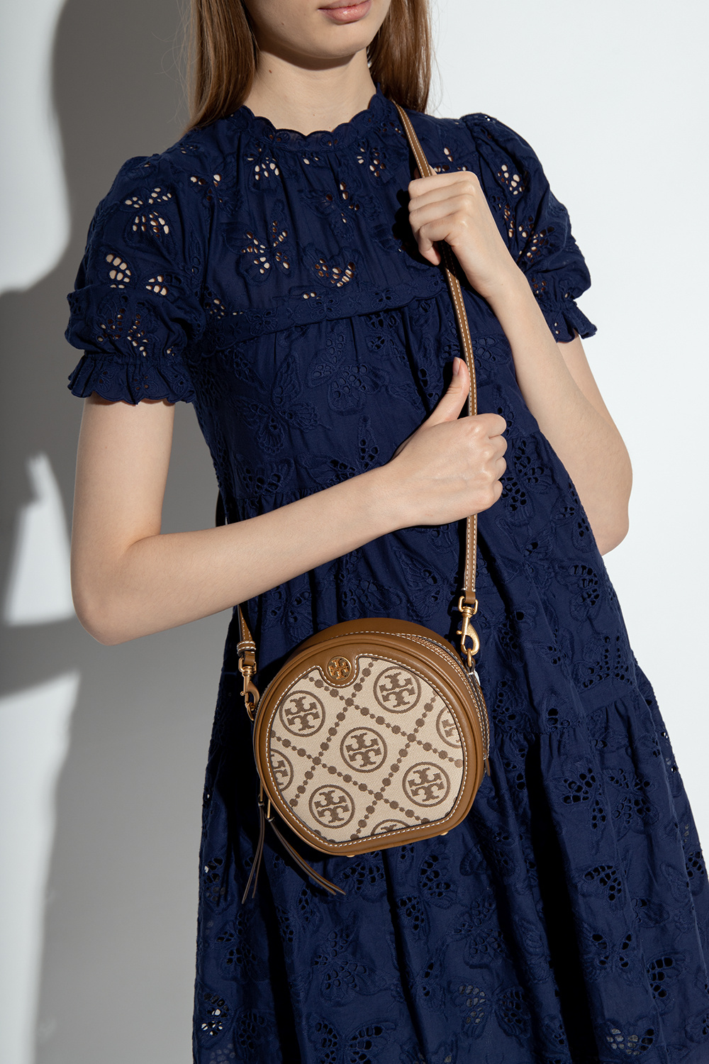 大手販売 TORY BURCH T Monogram Braided Moon | modern-line.hr